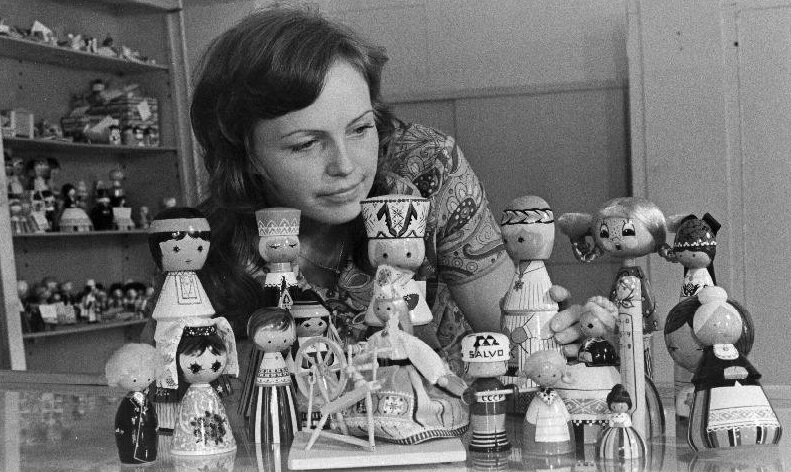 А вы думали, там только коньки делали?