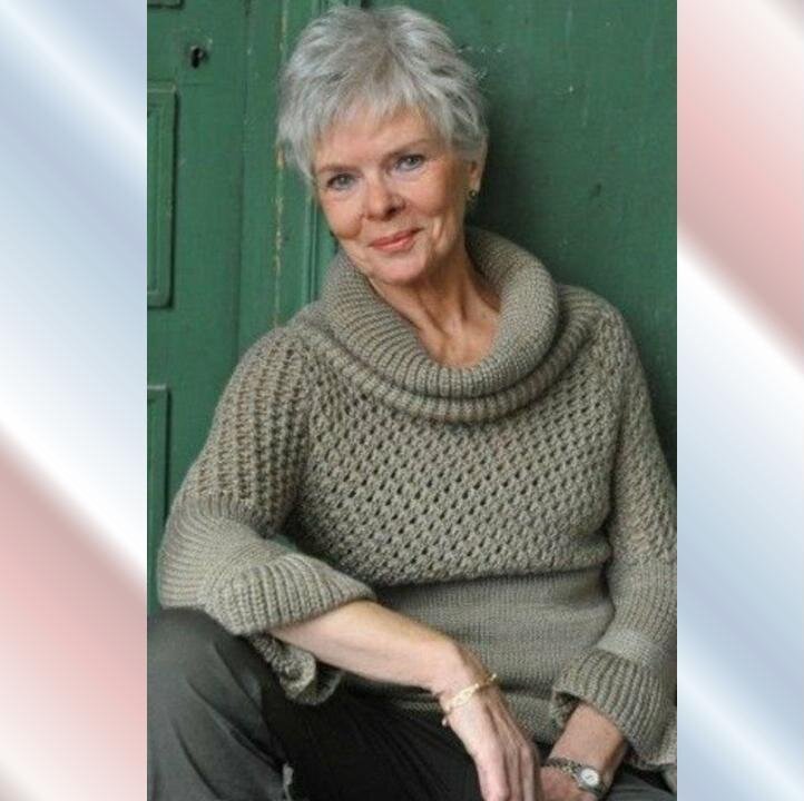 Вязаный свитер