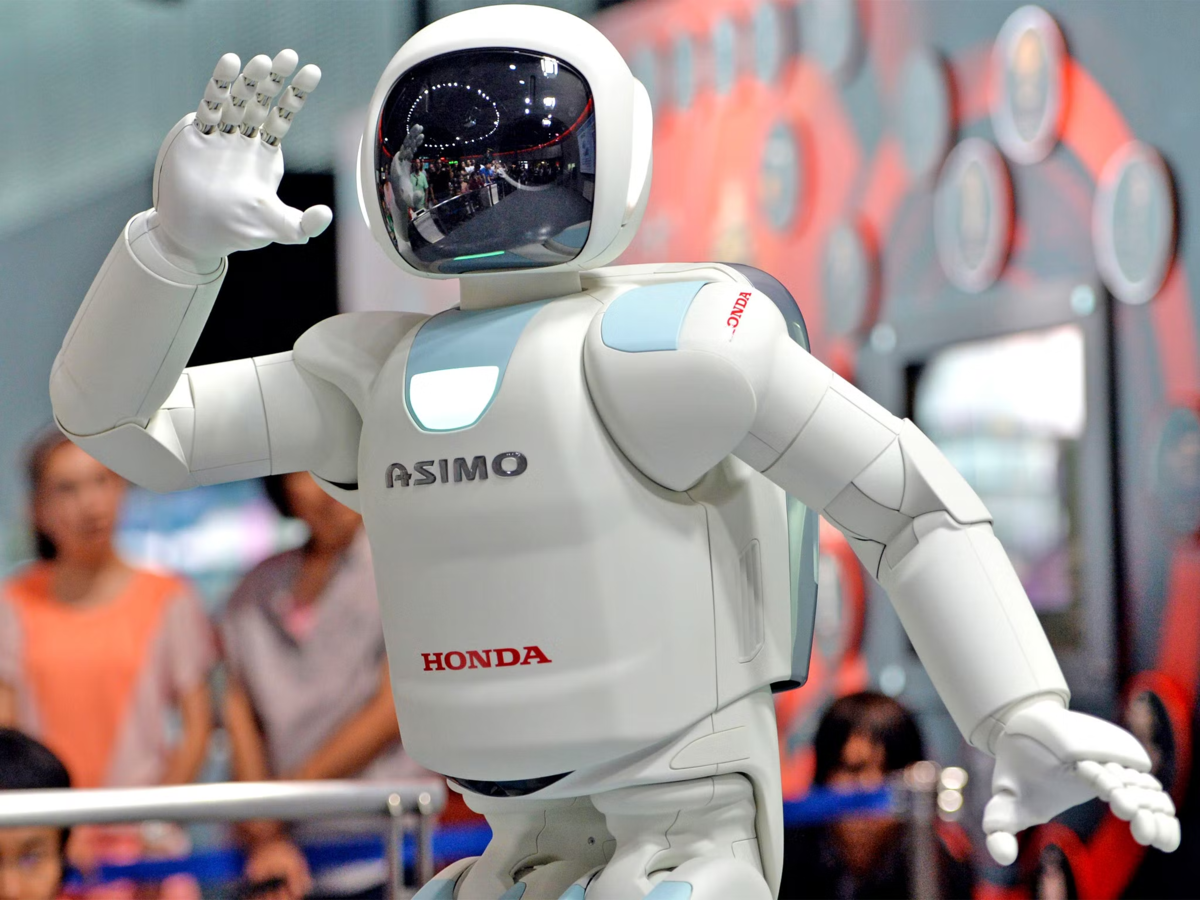 Роботы блогеры. Робот АСИМО. ASIMO Honda.