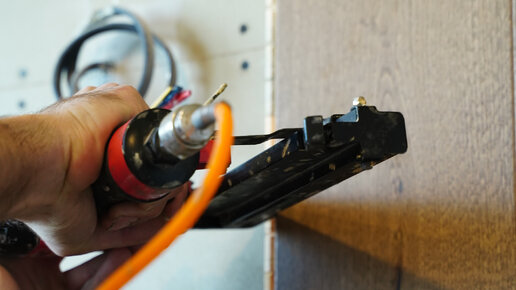 Паркет Промакс | Укладка паркетной доски на стену🙌🏻 Как вам такое ...