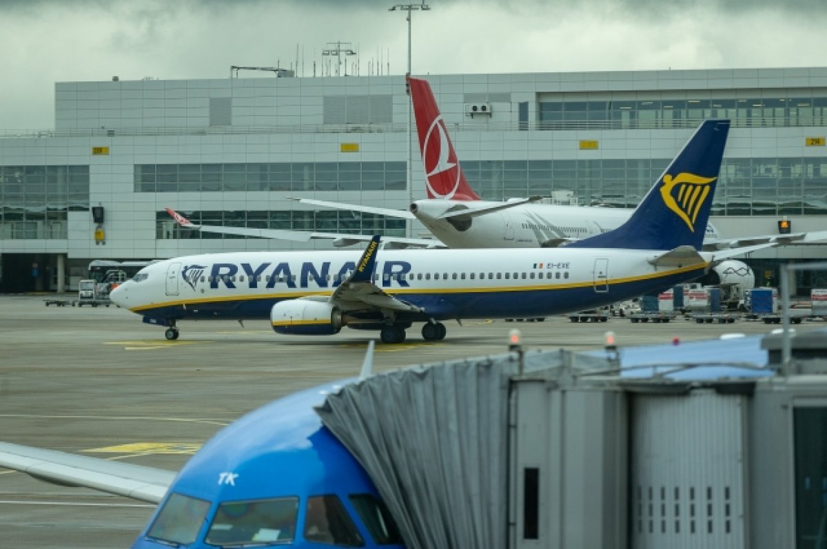    В Бельгии из-за забастовки работников авиакомпании отменили 140 рейсов