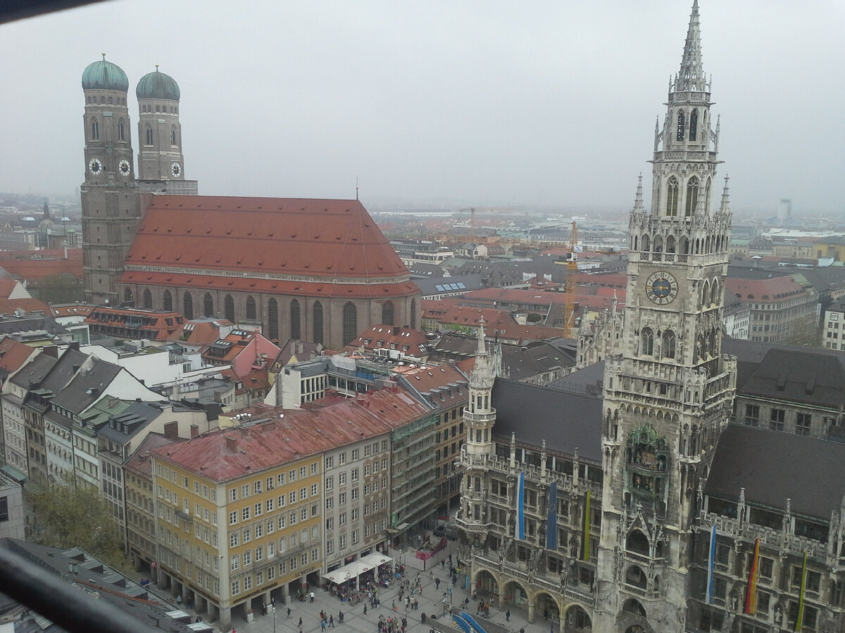 Старый город со смотровой площадки.