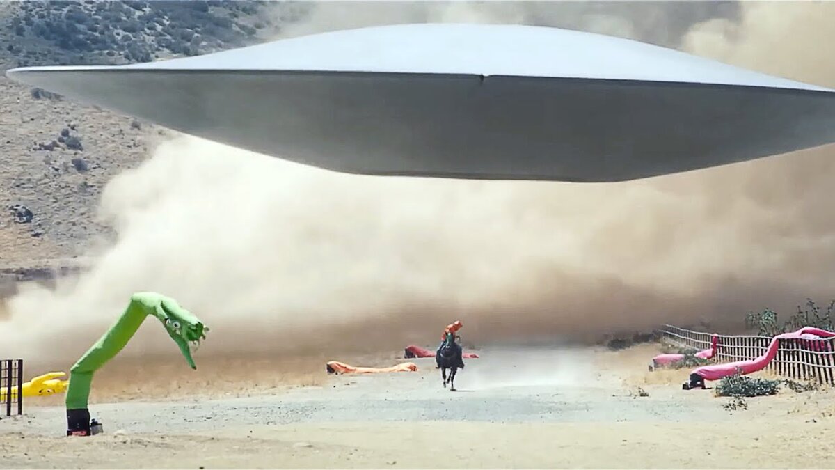 Кадр из фильма «Нет», 2022