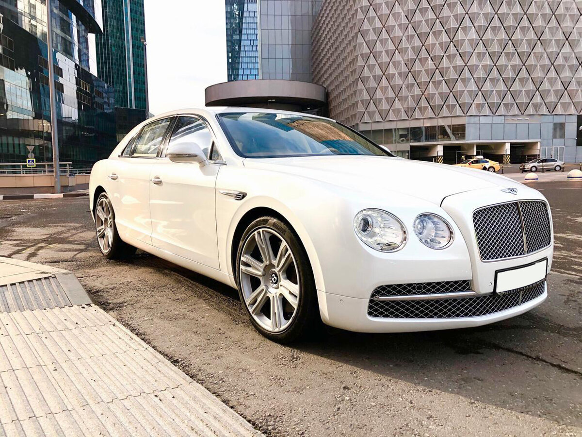Свадебный автомобиль Bentley 