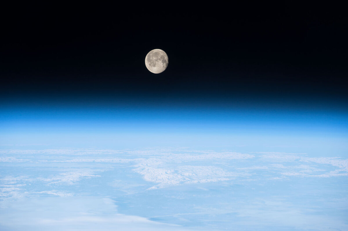 © NASA