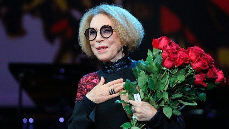     Инна Чурикова. Соцсети