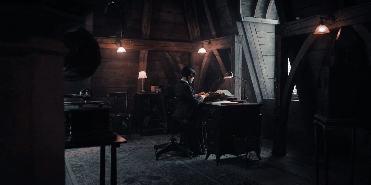 а свет все таки есть естественный лунный свет и немного искуственого тоже.Кард из сериала 2022.