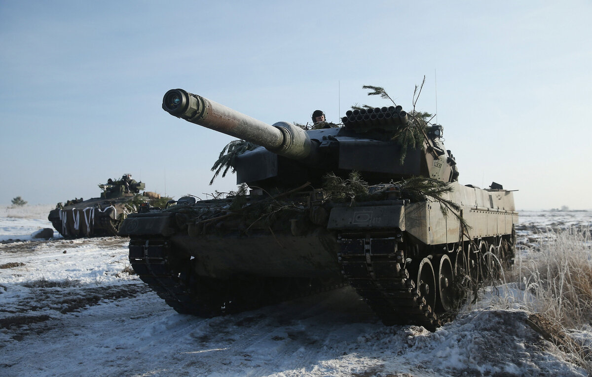    Танки Leopard 2  Sean Gallup/Getty Images