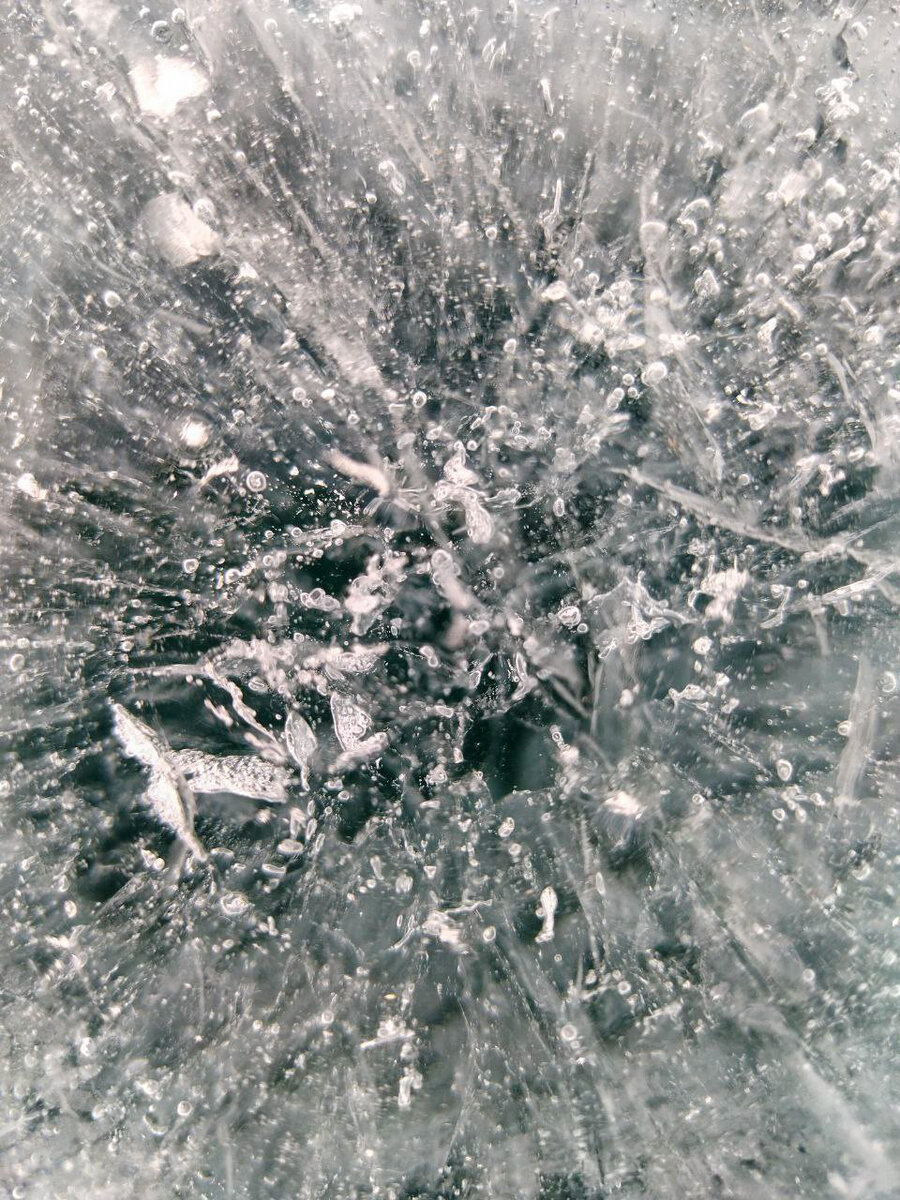 Красота льда завораживает