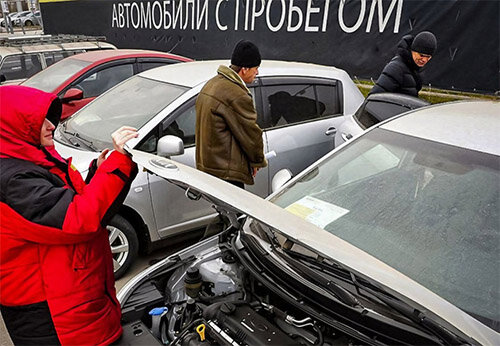 Где перекупы ищут машины