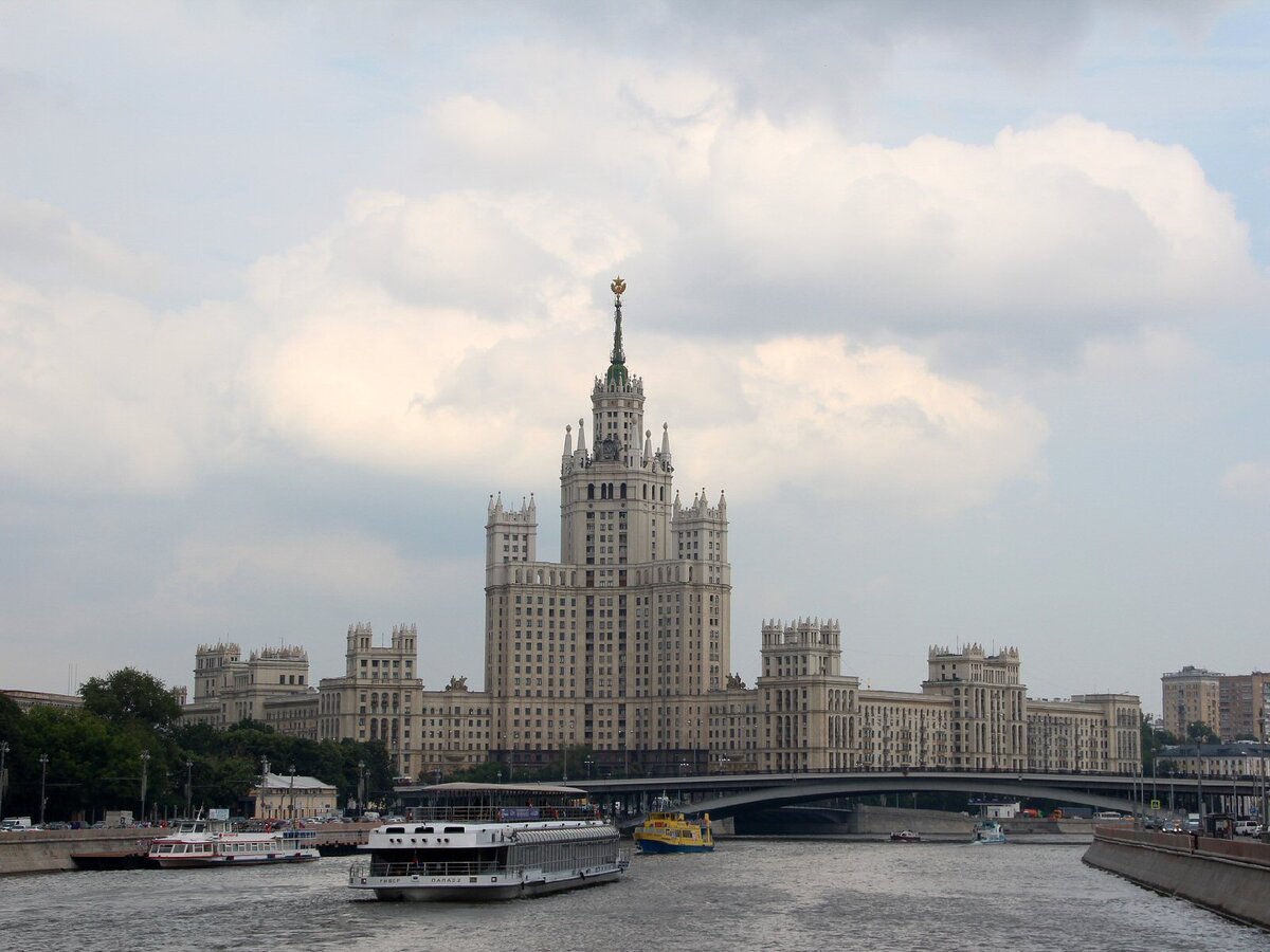 Московская высотка