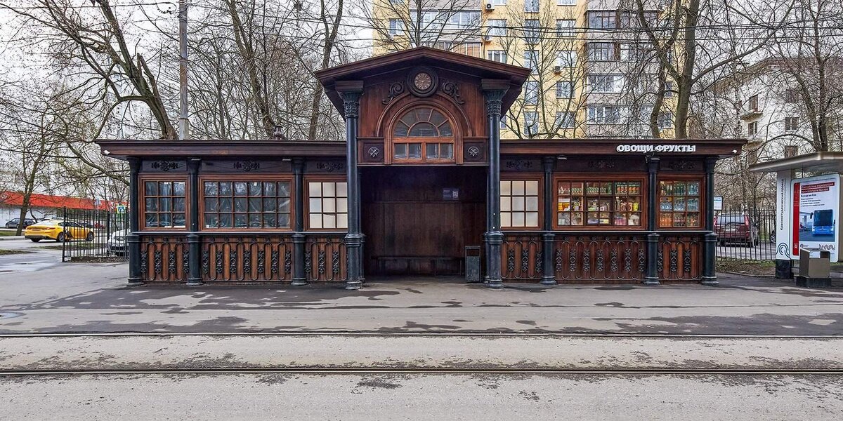 Долгие годы исторический павильон пребывал в запущеном состоянии, но пять лет назад его полностью реконструировали. Фото: www.pulse.mail.ru.