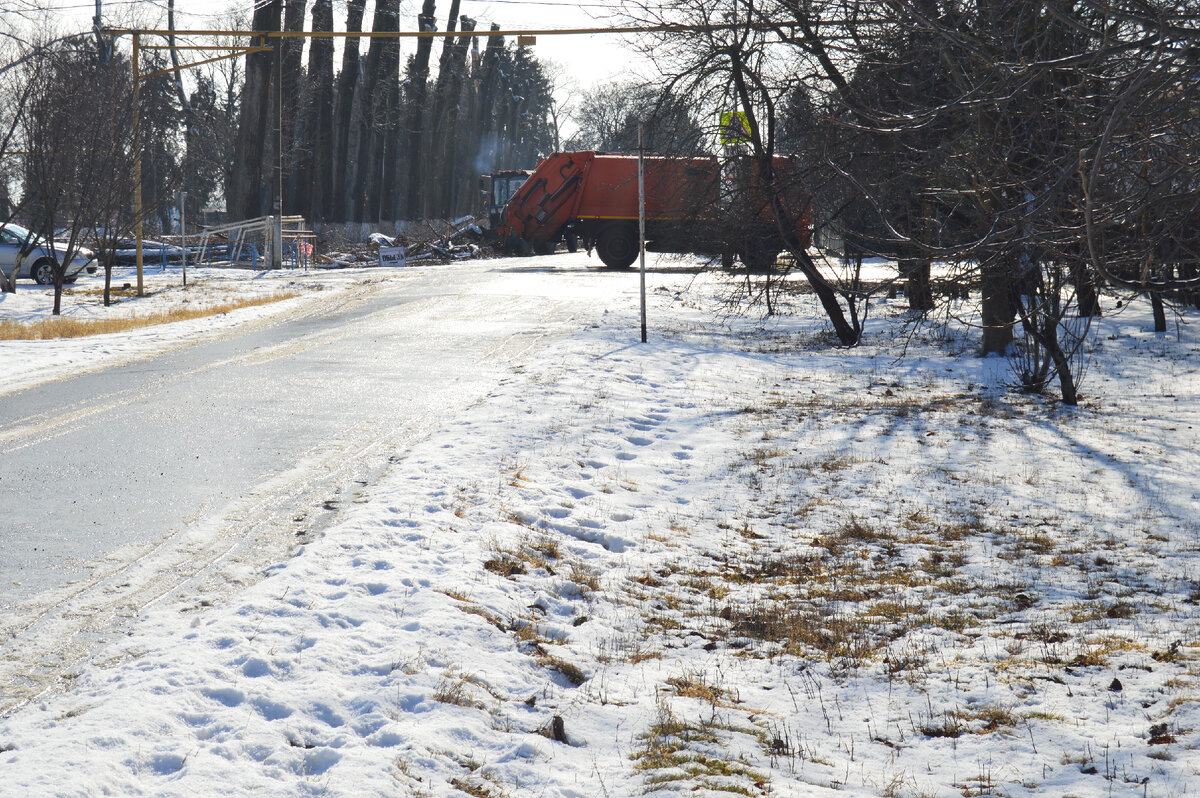 Фото автора. 15.02.2023. Станица. Зима продолжается + 2. Солнечно.