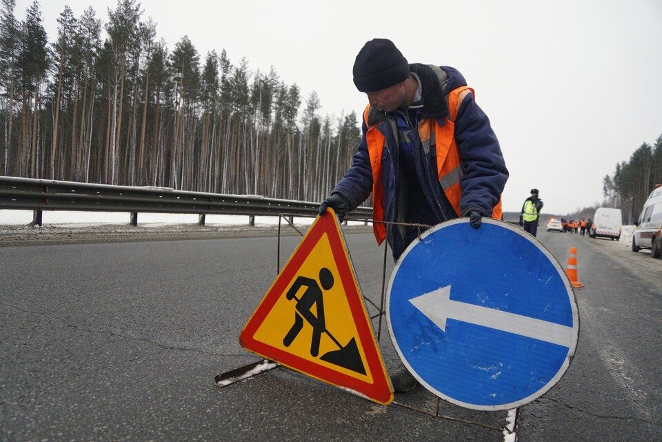     Работы будут проводить специалисты ЕМУП «Водоканал» Алексей БУЛАТОВ