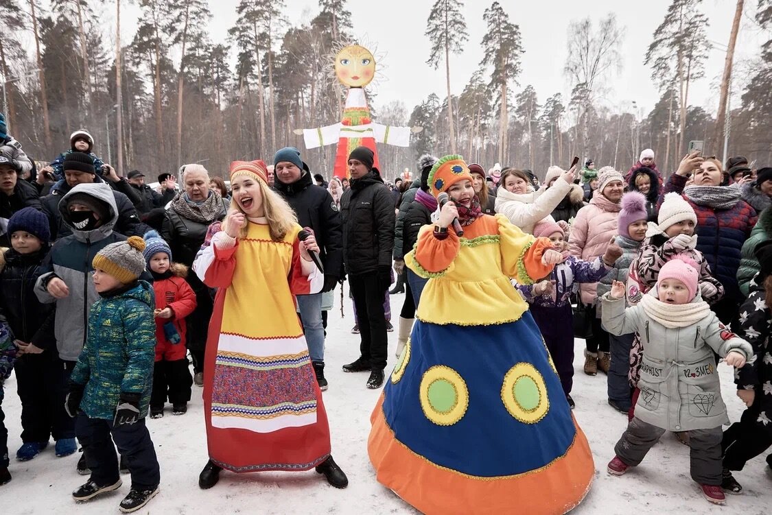 Масленицу отмечаем, весну привечаем