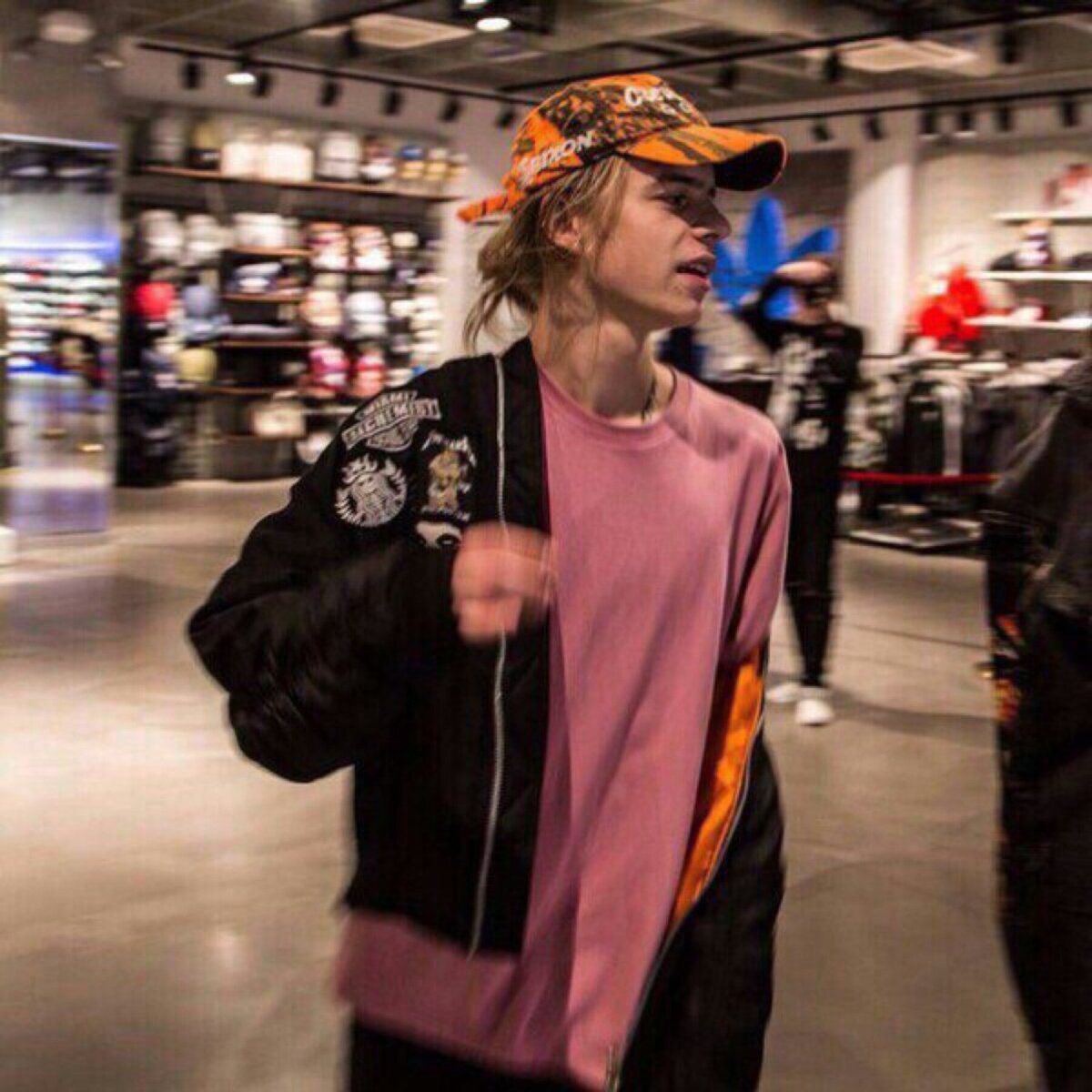    скриншот видео Youtube