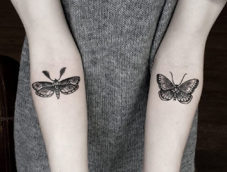 Татуировки бабочки для девушек