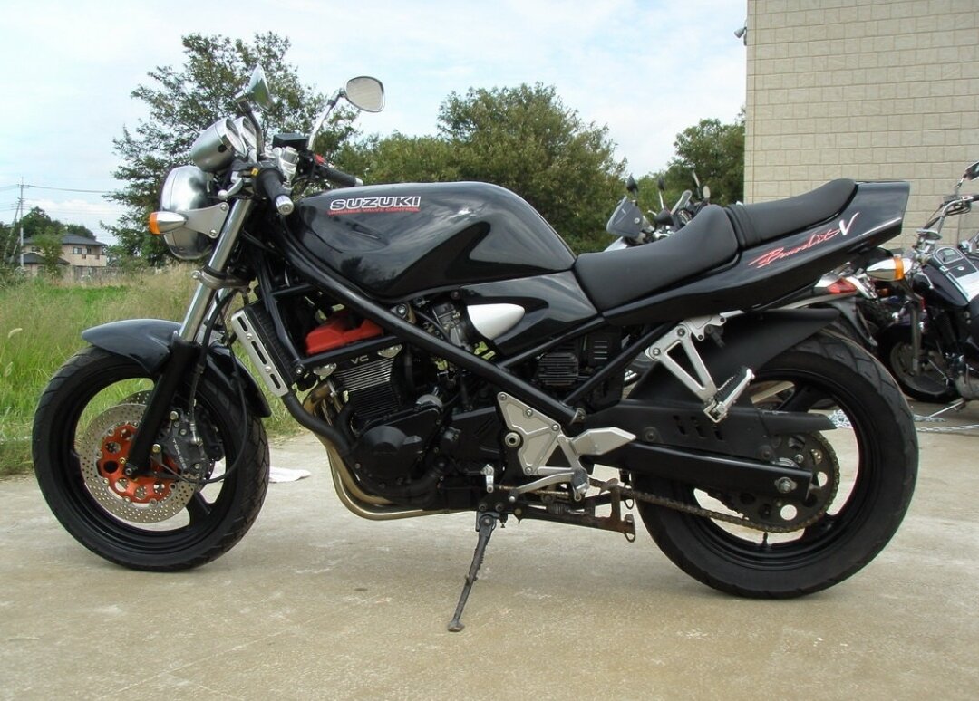 Suzuki Bandit 400 1920 1080