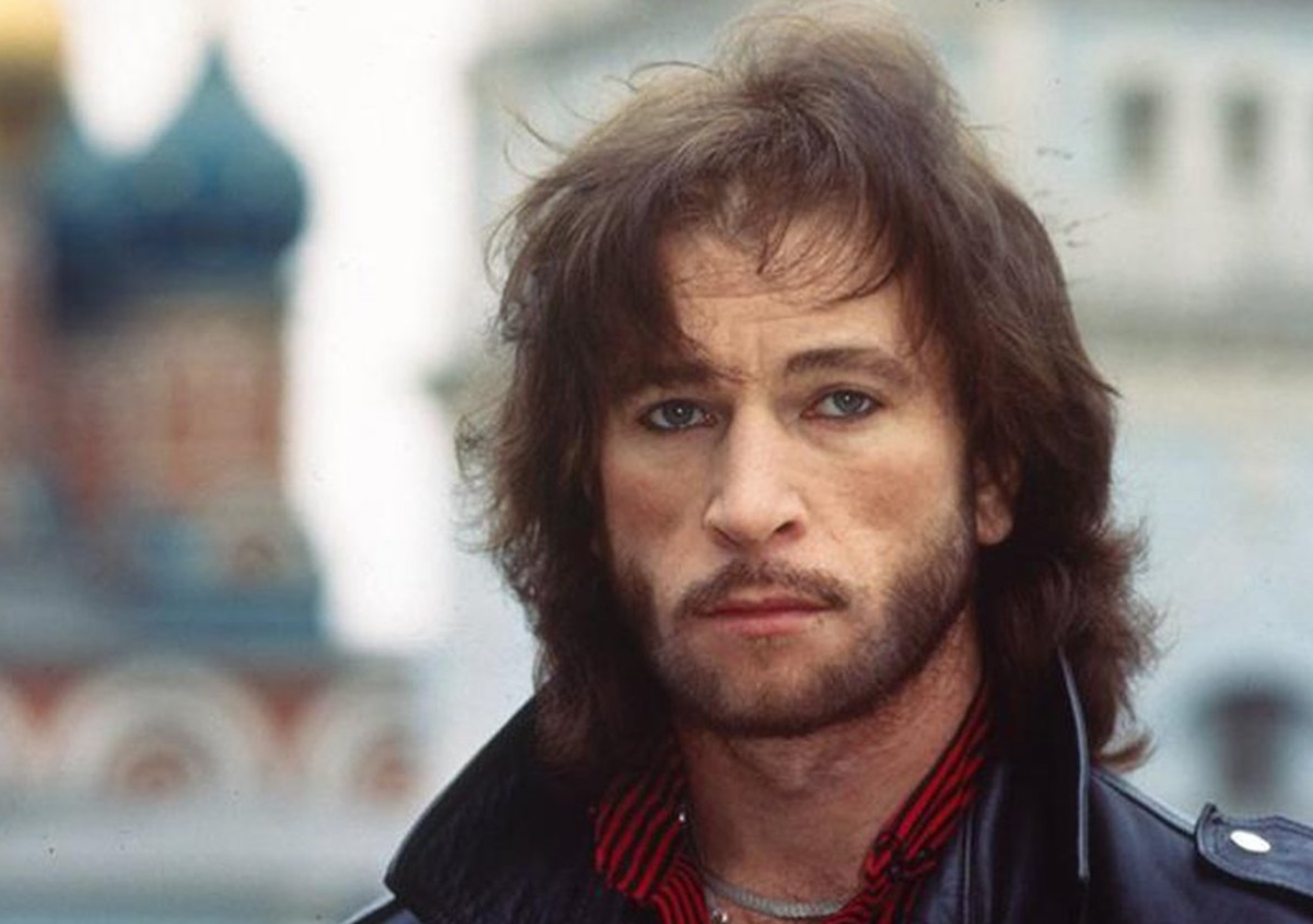 Черные певцы 90-х. Был застрелен известный певец. Известный музыкант 90. Был застрелен известный певец. Был застрелен известный певец.