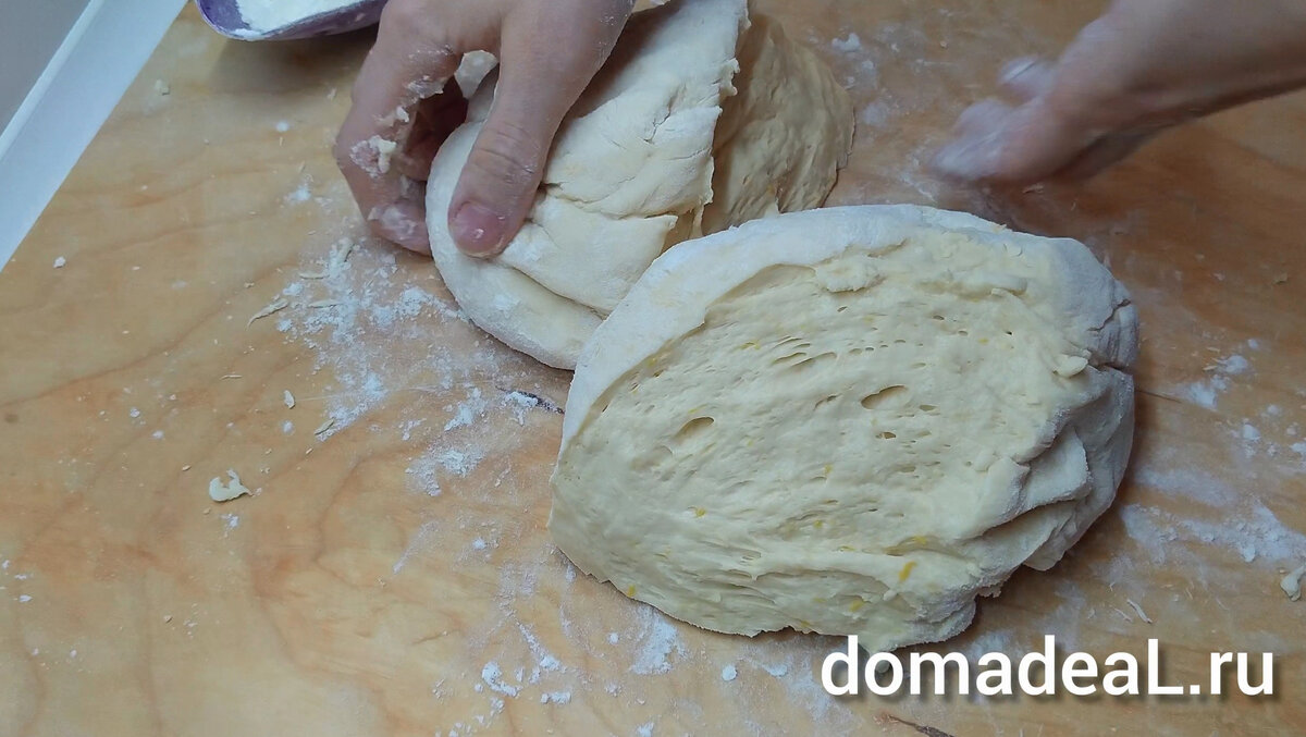 Приготовим тесто на основе тыквенного пюре. Листаем вправо --->