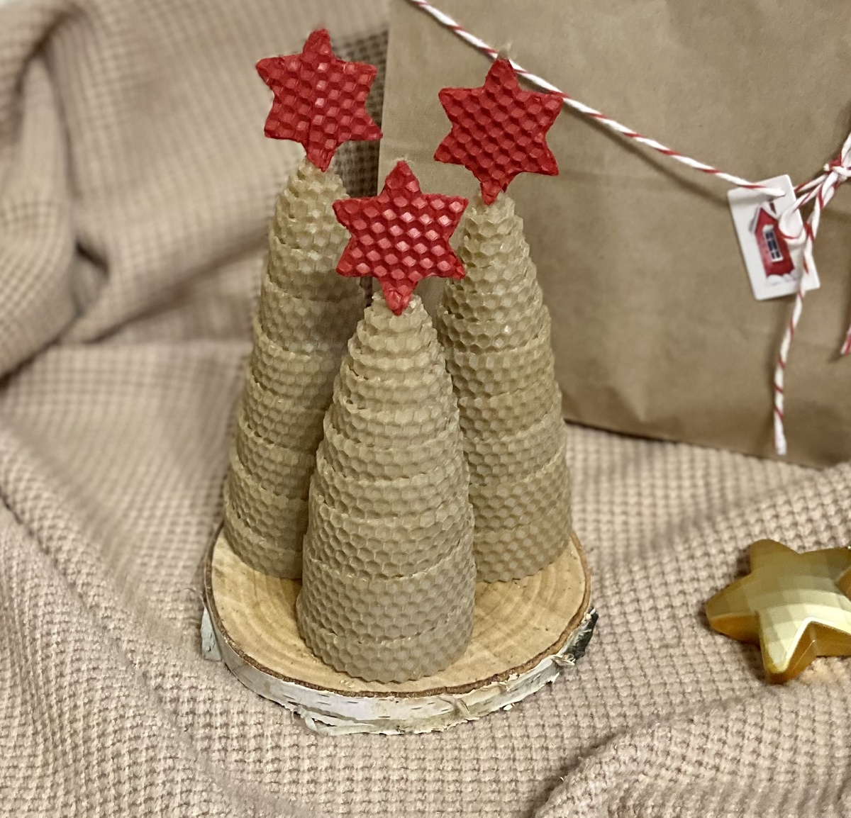 Свеча елка 200 р