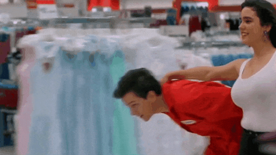 Основные съёмки начались 13 ноября 1989 года, когда ей было 18 лет.