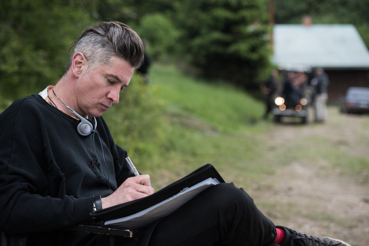 «Подвал» Игоря Волошина – картина, в которой сначала пропадает девочка, а потом отец похищает главного подозреваемого. Киномания попросила режиссера составить список наиболее важных для него фильмов про похищения и объяснить свой выбор.