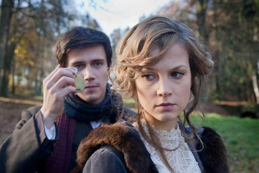 Сильвия Хукс и Леонид Бичевин. Источник ufospace.ucoz.com