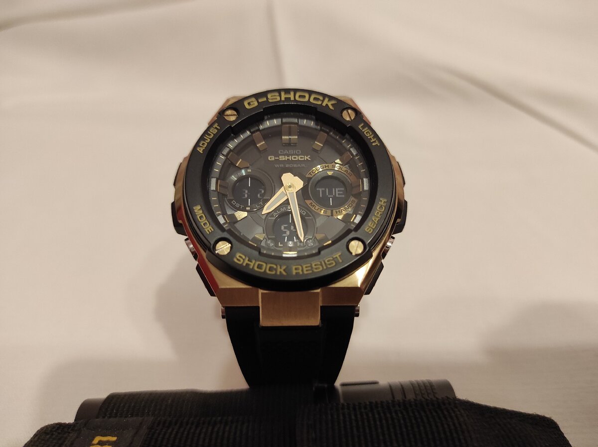 Casio G-Shock GST-S100G