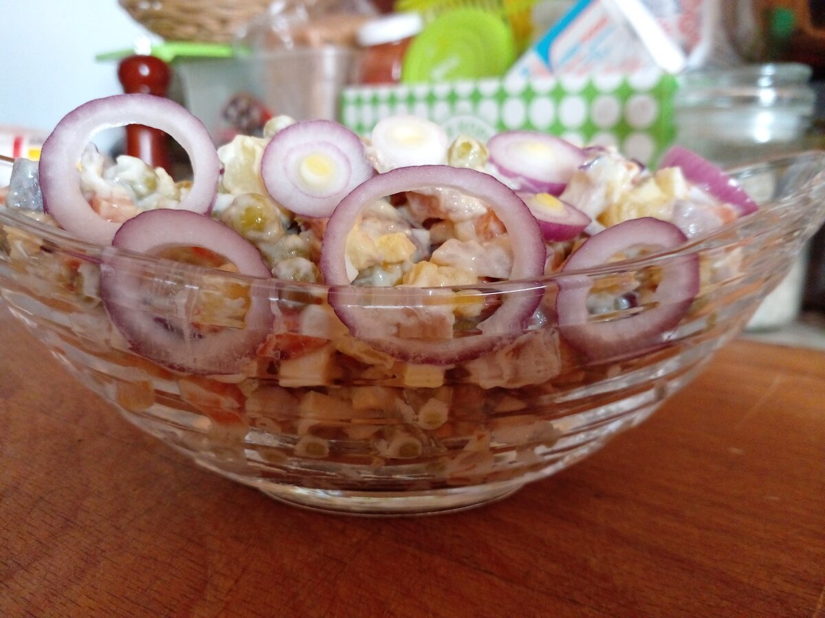 Салат из копченой селедки - пошаговый рецепт с фото на l2luna.ru