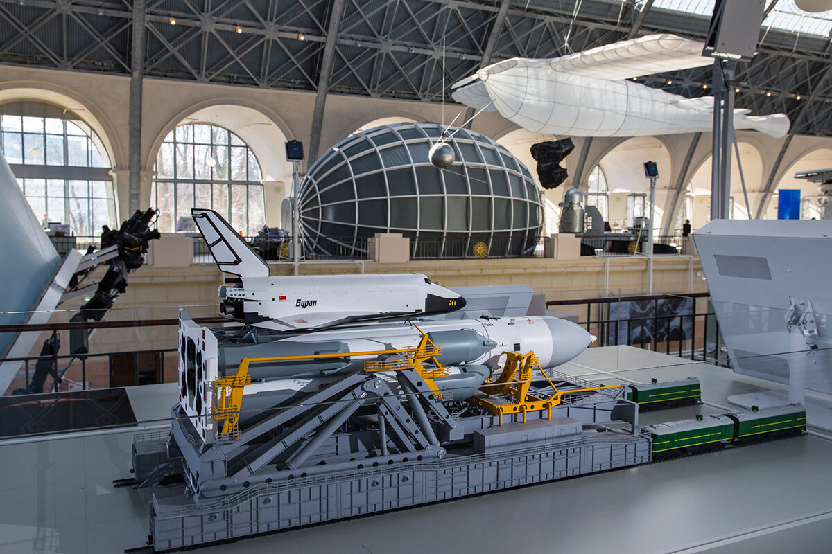 павильон 34 центр космонавтика