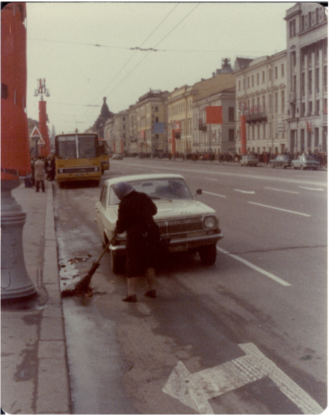 Ностальгические цветные фотографии Ленинграда 1970-х годов