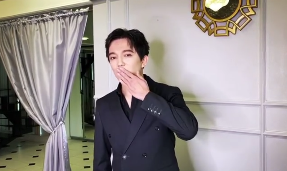When i got you dimash. Димаш Кудайбергенов. Dears Димаш. Димаш Кудайберген фото. Маска Димаш Кудайберген.