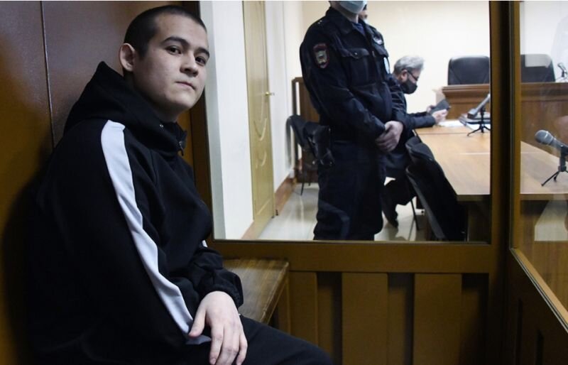 Рядовой Рамиль Шамсутдинов в октябре 2019 г. расстрелял десятерых сослуживцев - солдат и офицеров в/ч 54160 в ЗАТО Горный Забайкальского края.