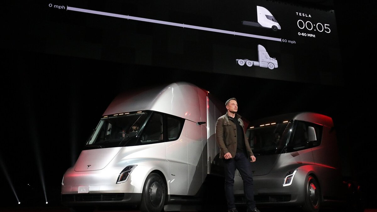    %Инженер, предприниматель, изобретатель и инвестор Илон Маск© РИА Новости . Tesla Motors