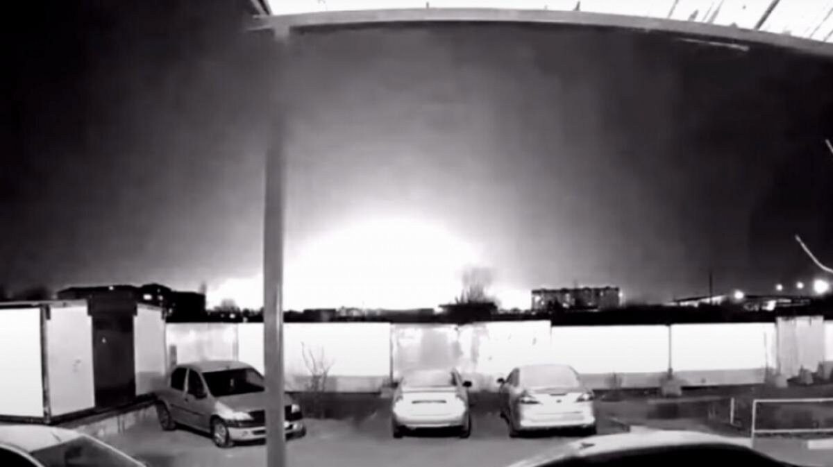    Жители Энгельса спросили у Плеханова адреса убежищ после инцидента с украинским БПЛАНовости Саратова и области – Сетевое издание «Репортер64»