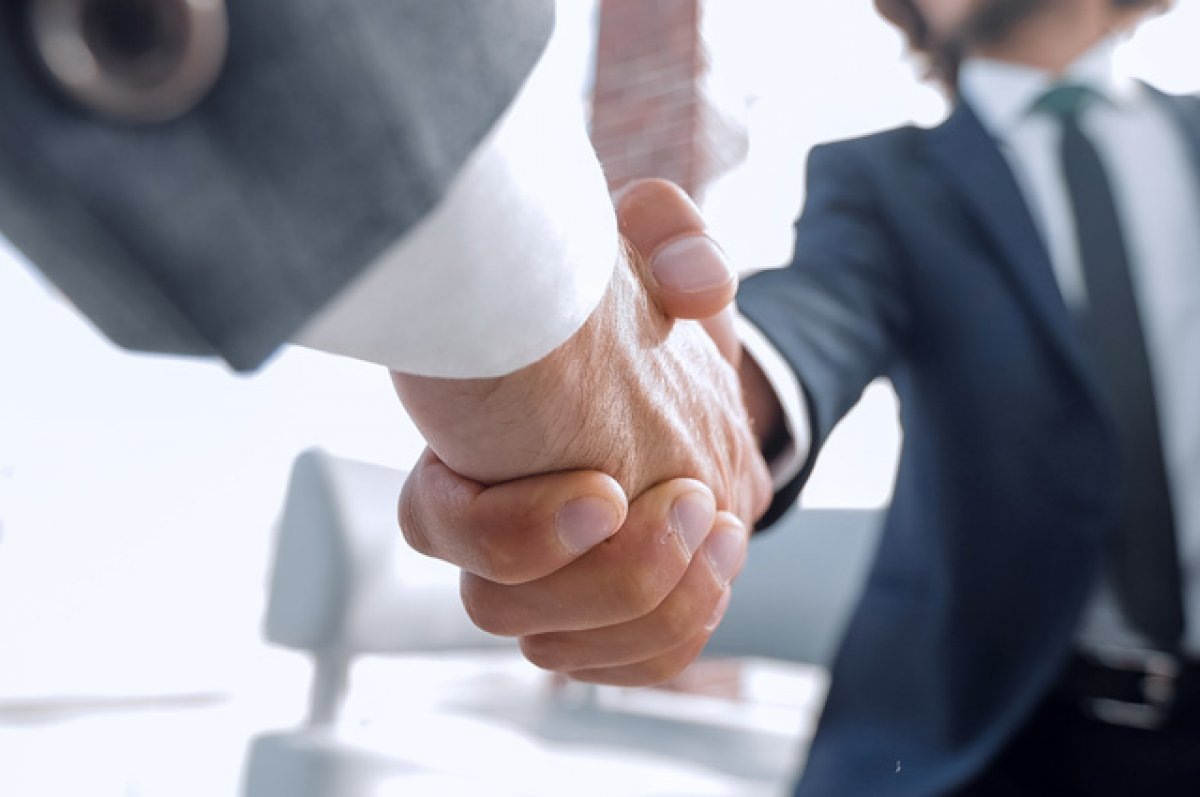    Высокая оценка работы. Крупный банк получил три награды престижной премии