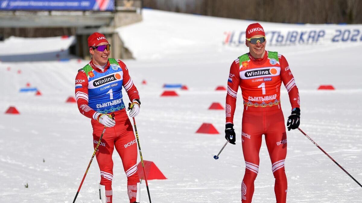    Александр Терентьев и Александр Большунов© РИА Новости / Павел Бедняков