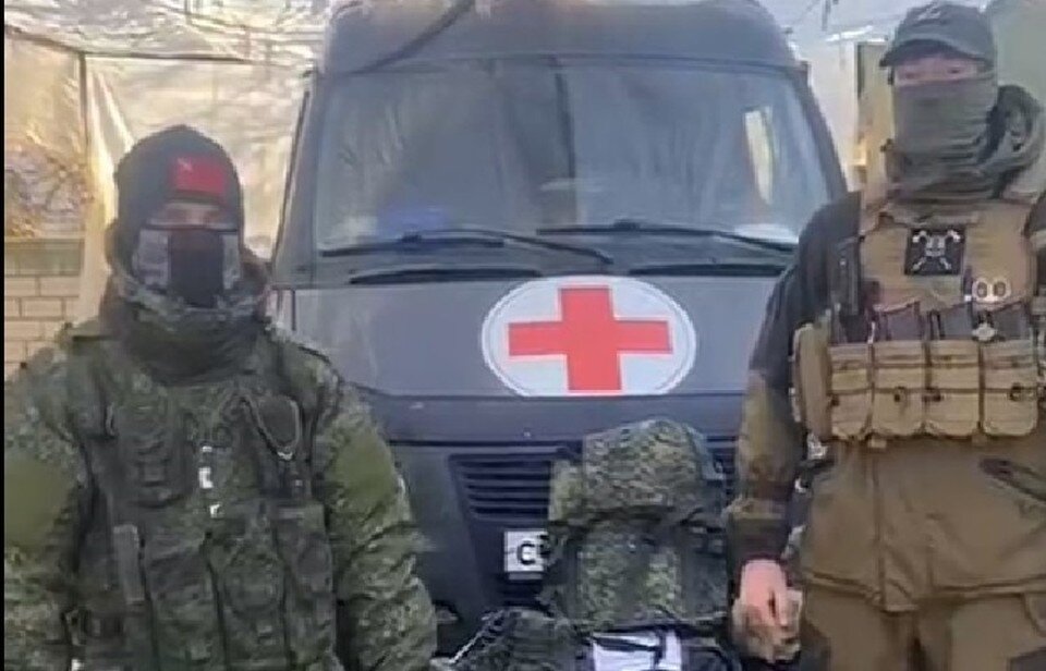     Ранее военным передали УАЗ и другую гуманитарную помощь. Фото: волонтеры.