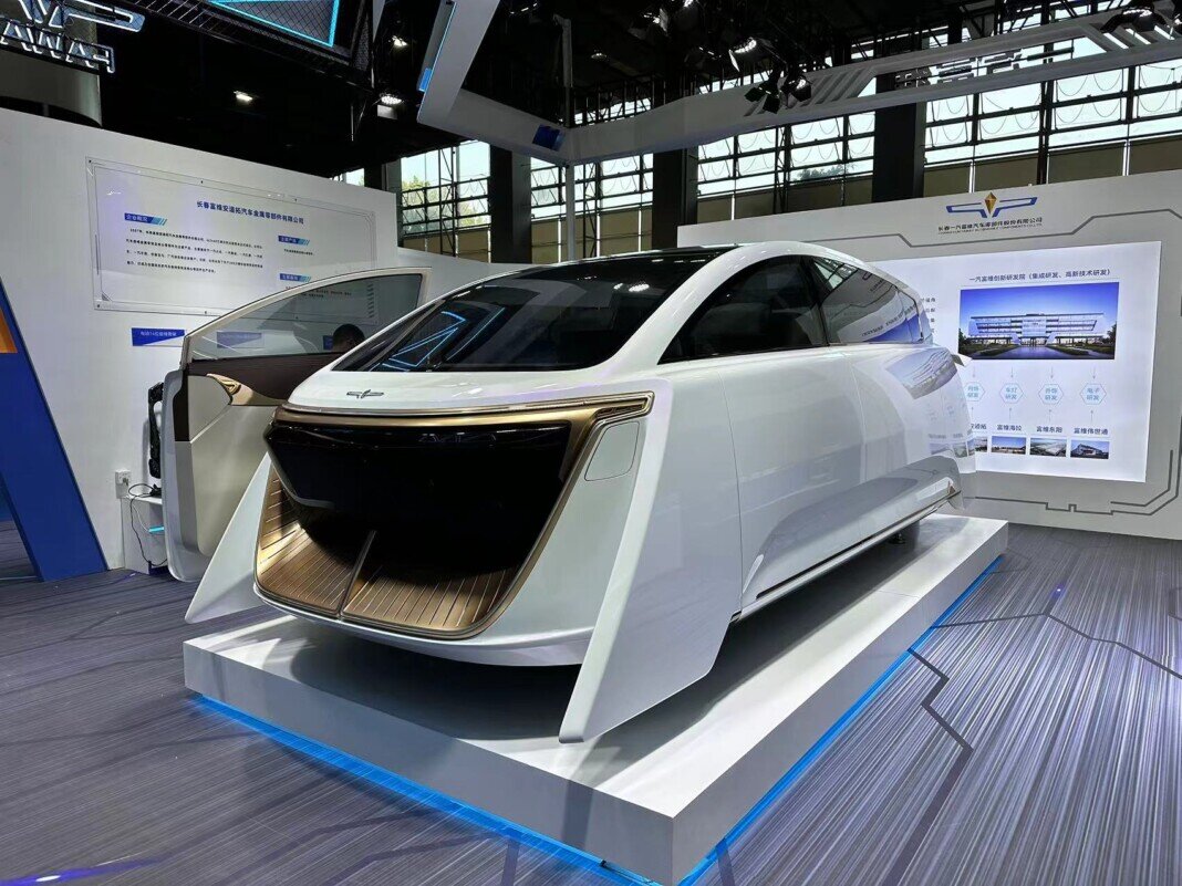 Hongqi H6 2023: объявлены предварительные даты дебюта