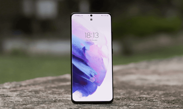    Телефоны на включаются по разным причинам, но есть несколько основных.