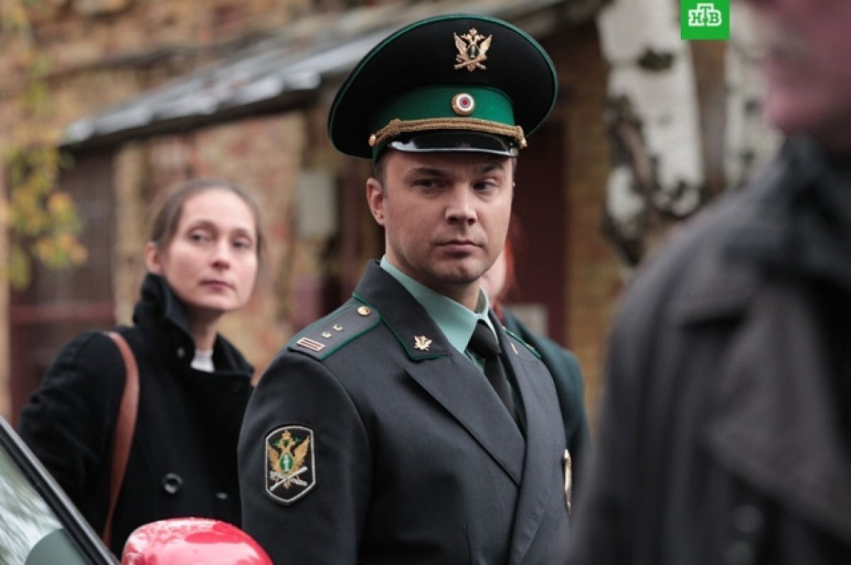    НТВ опровергло скорый выход сериала «Приставы» с Заворотнюк
