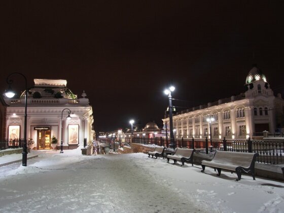 Любинский проспект зимой Омск. Ленина Омск зимой. Улица Ленина Омск ночью. Омск Любинский проспект ночь зима.