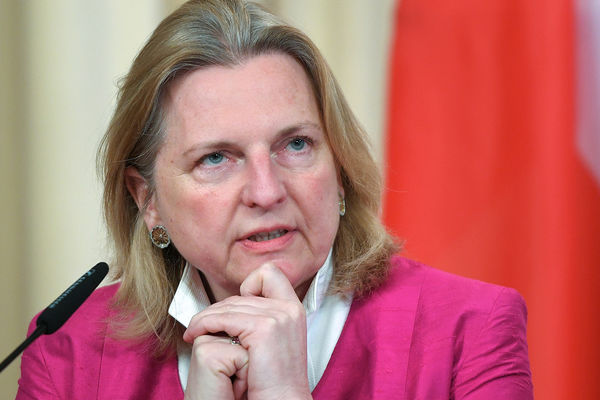 Экс-глава МИД Австрии Кнайсль