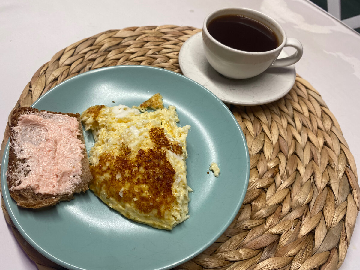 У меня еще был бутерброд 