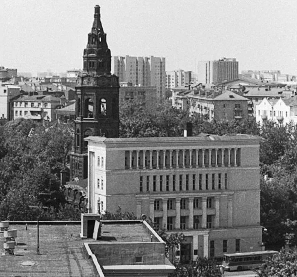 Церковь Николая Чудотворца в Новой слободе в советское время. Источник: pastvu