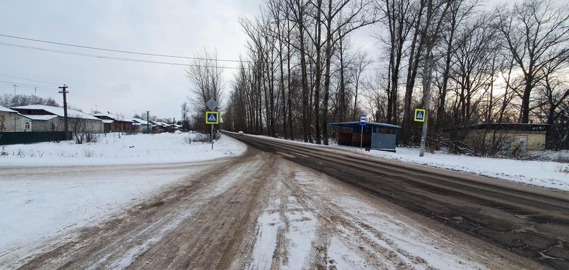 Передвигаться здесь пешеходам неудобно и небезопасно