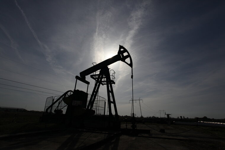    В России изменится порядок котировок российской нефти для расчета НДПИ