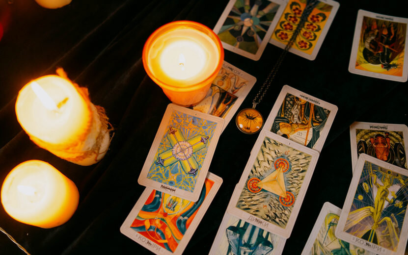    Гороскоп на день: 1 марта Водолеев ждет важное знакомство, а Девы могут стать жертвой манипуляций