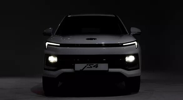 как получается, что китаец оснащен лучше и стоит дешевле?